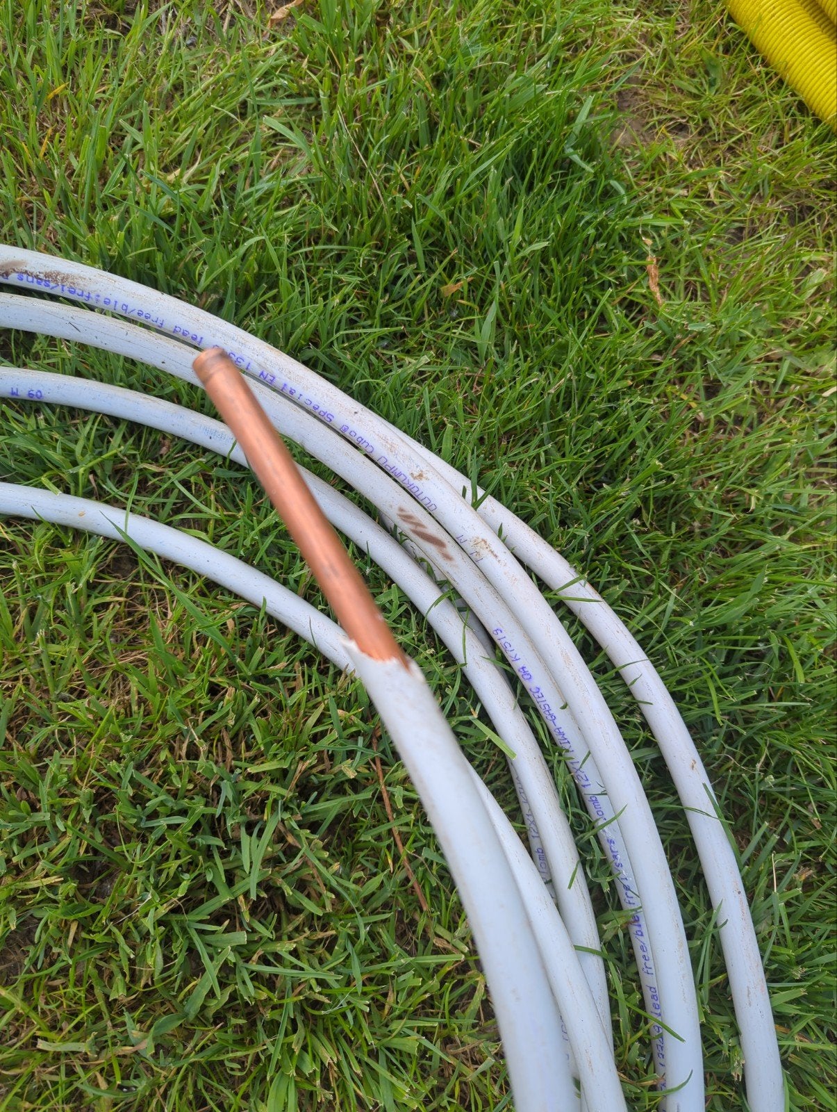 Koperen gasleiding 12 mm met grijze mantelbuis – ca. 13 mete, Ophalen, Gebruikt, Kabel of Snoer