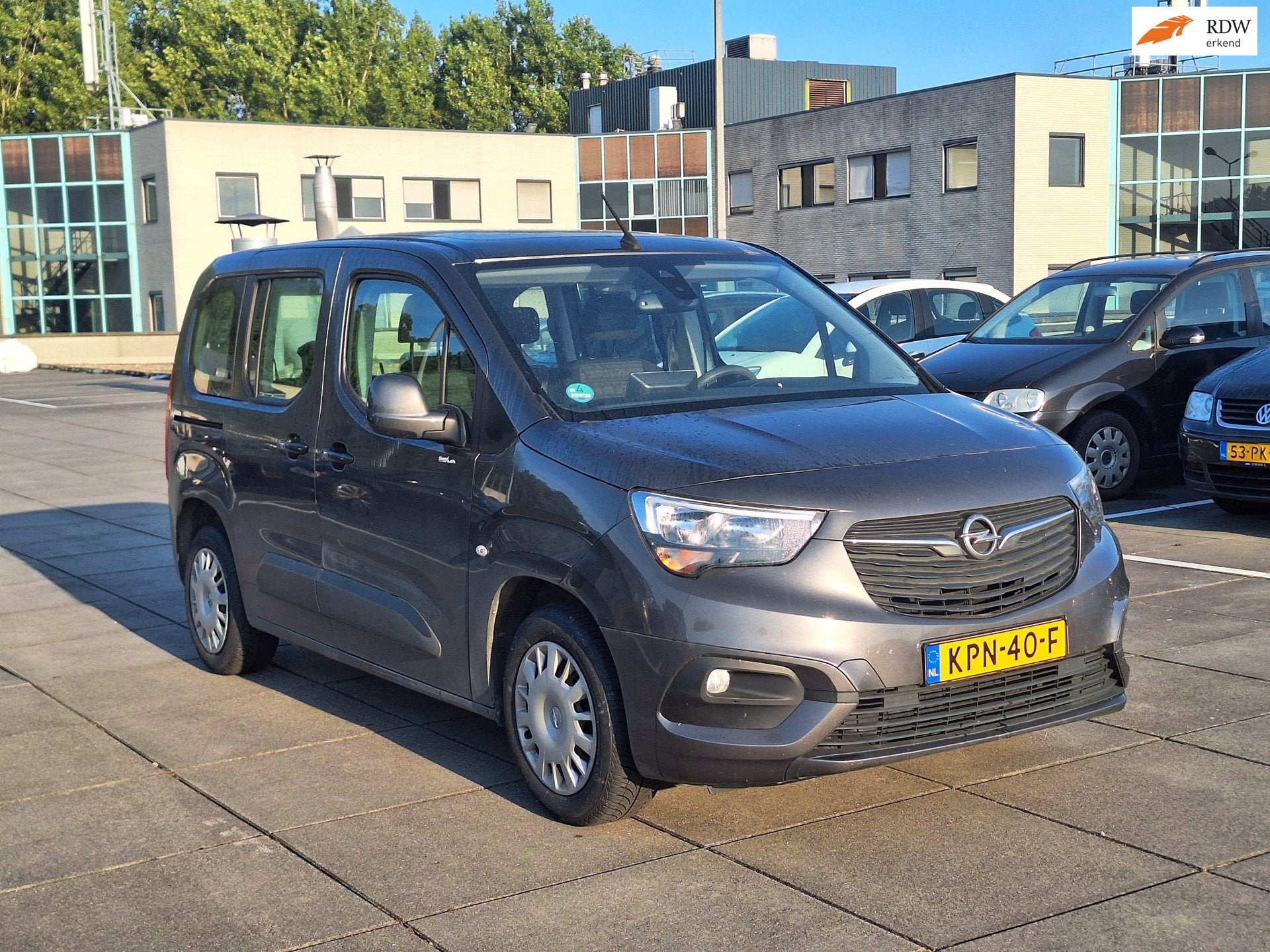Opel Combo Tour € 9500,-1.2 Turbo 5 Pers Edition 10/2019 A, Auto's, Opel, Voorwielaandrijving, Stof, Gebruikt, Euro 6