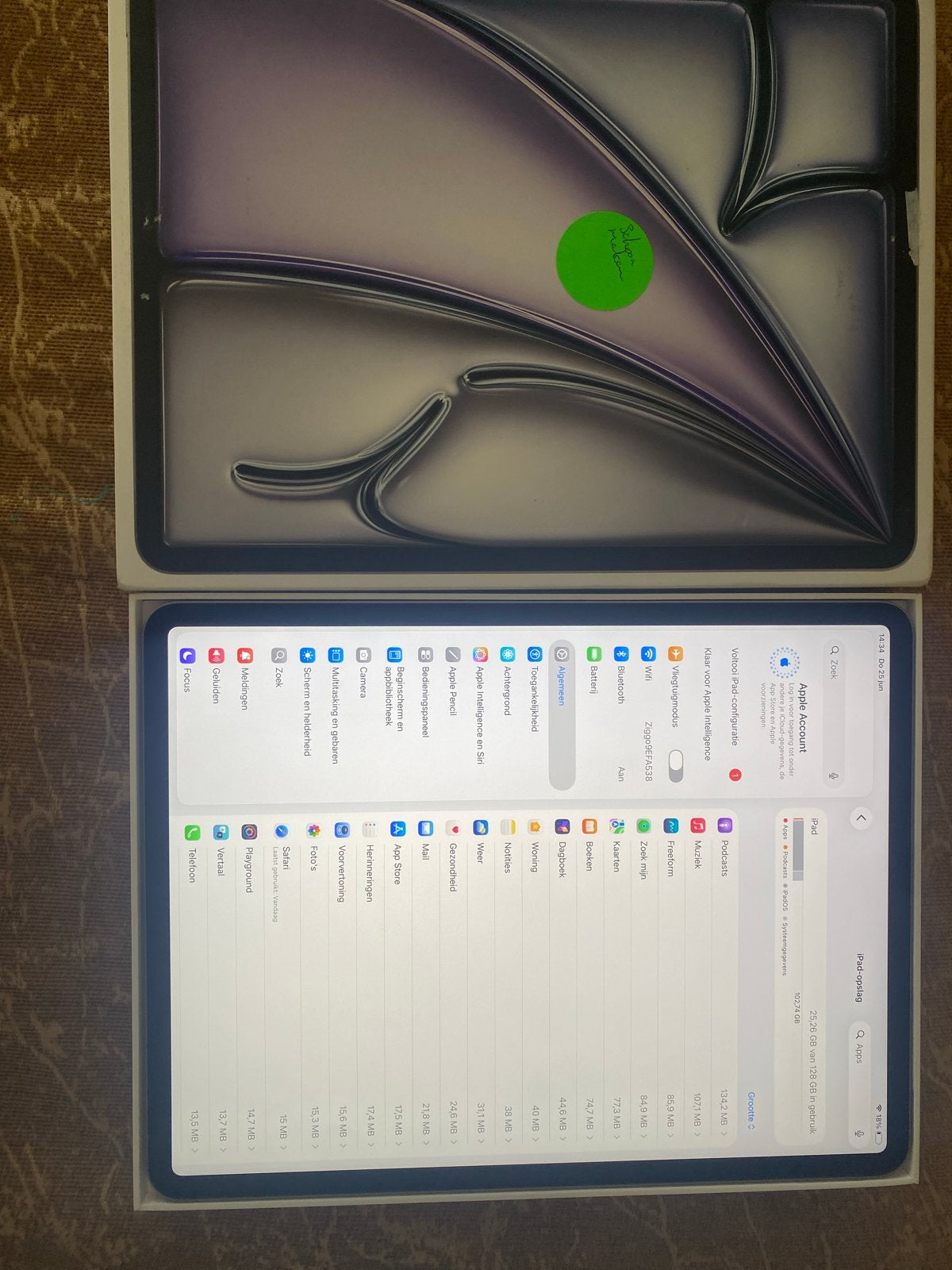 Apple iPad Air 13 inch M2 (2024), Ophalen of Verzenden, Zo goed als nieuw