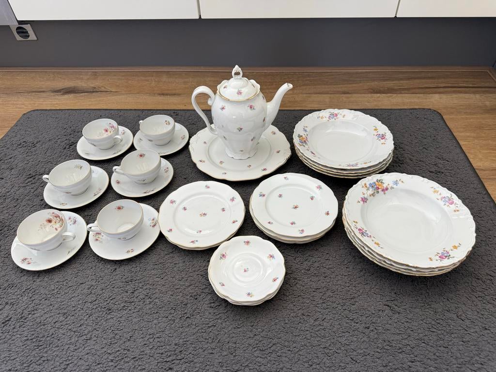 Compleet KAHLA - BAVARIA - CZECHOSLOVAKIA servies, Antiek en Kunst, Antiek | Servies compleet, Ophalen of Verzenden