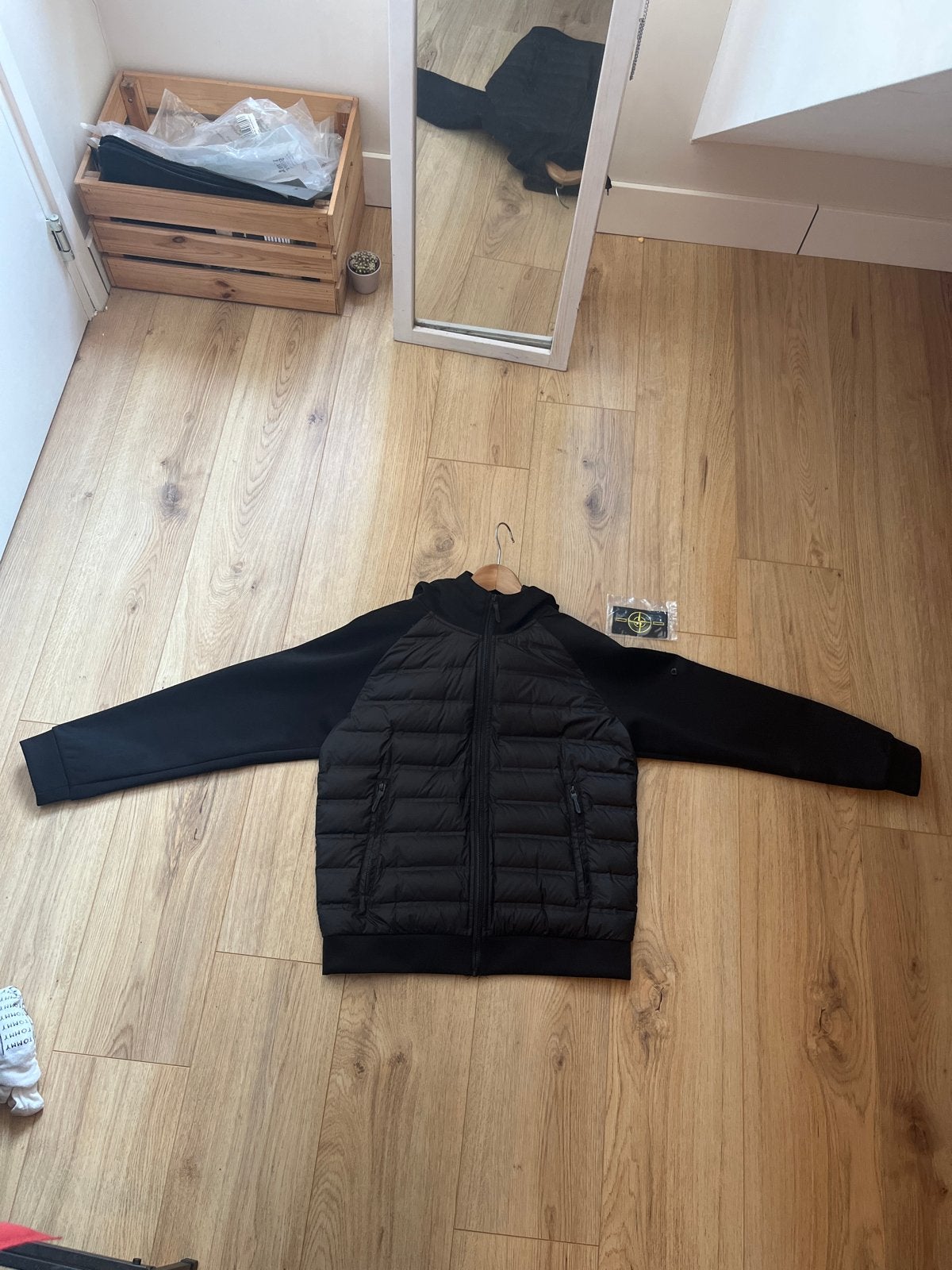 Stone Island jas - Zo goed als nieuw, met verpakking, Ophalen of Verzenden, Zo goed als nieuw, Maat 46 (S) of kleiner, Zwart