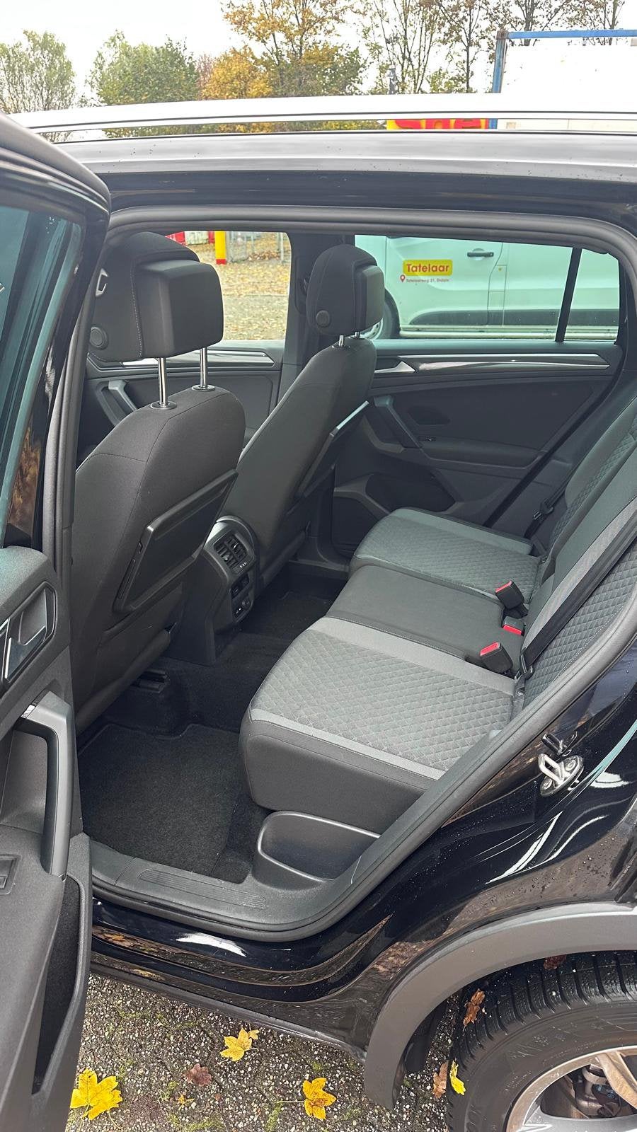 Foto 9 van Volkswagen Tiguan 1.5 TSI R-line 150pk 2019 Zwart