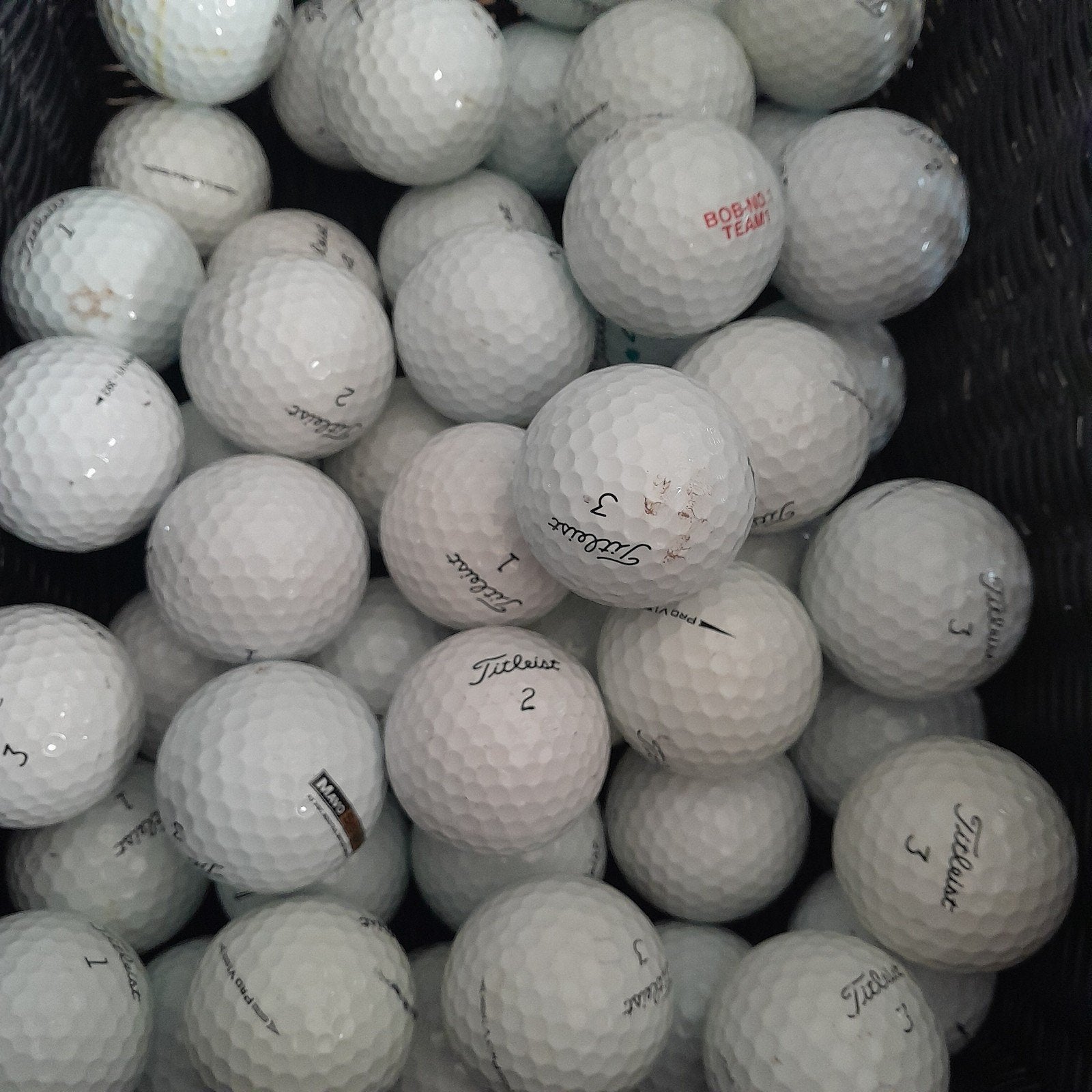Titleist pro v1/ pro v1x golfballen (b/ c klasse), Golfballen frl, Bal(len), Ophalen of Verzenden, Uilenburgstate leeuwarden