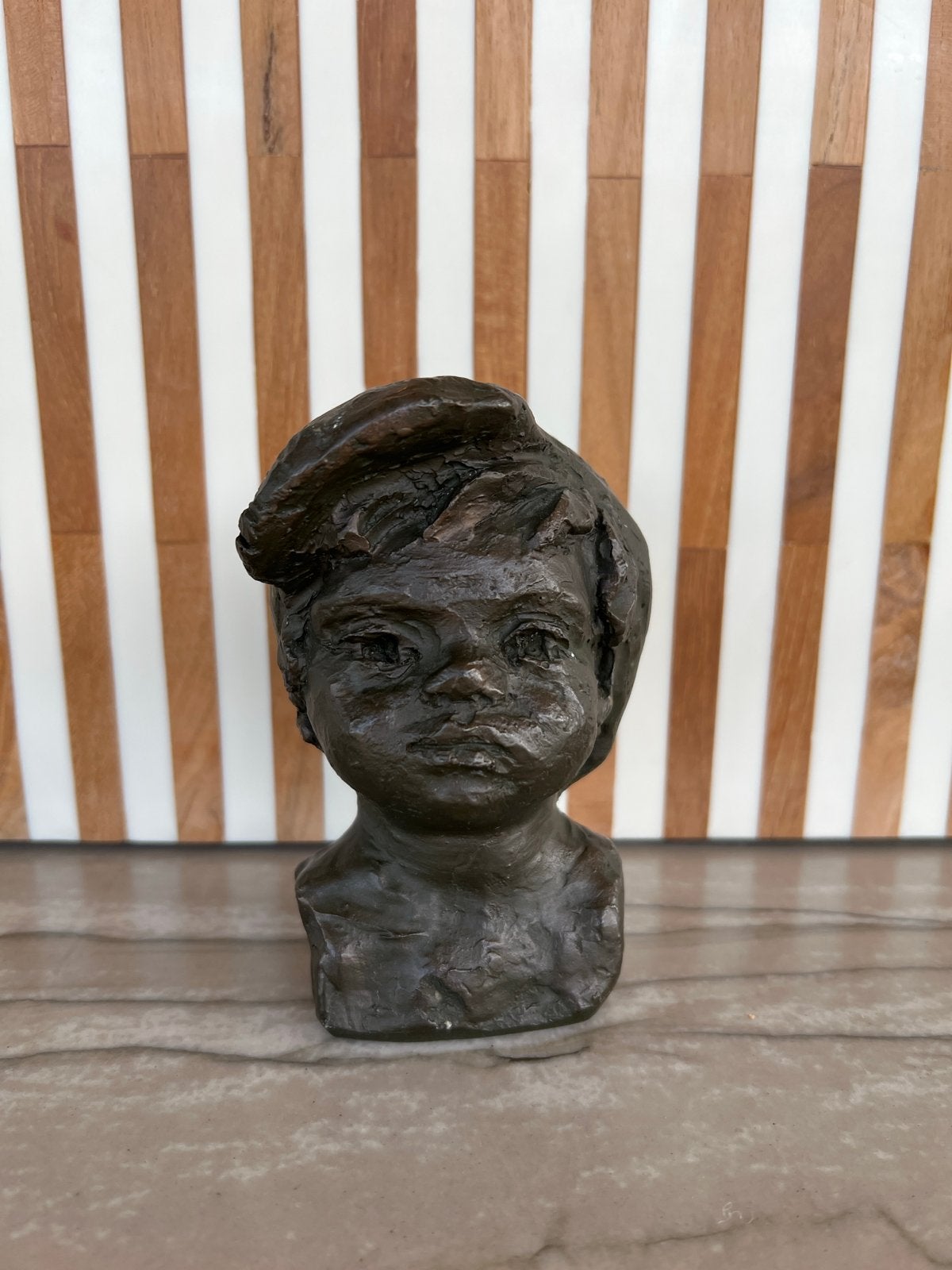 Kleine klei buste van een kind, 12 cm hoog, Overige onderwerpen, Minder dan 20 cm, Buste, Ophalen of Verzenden
