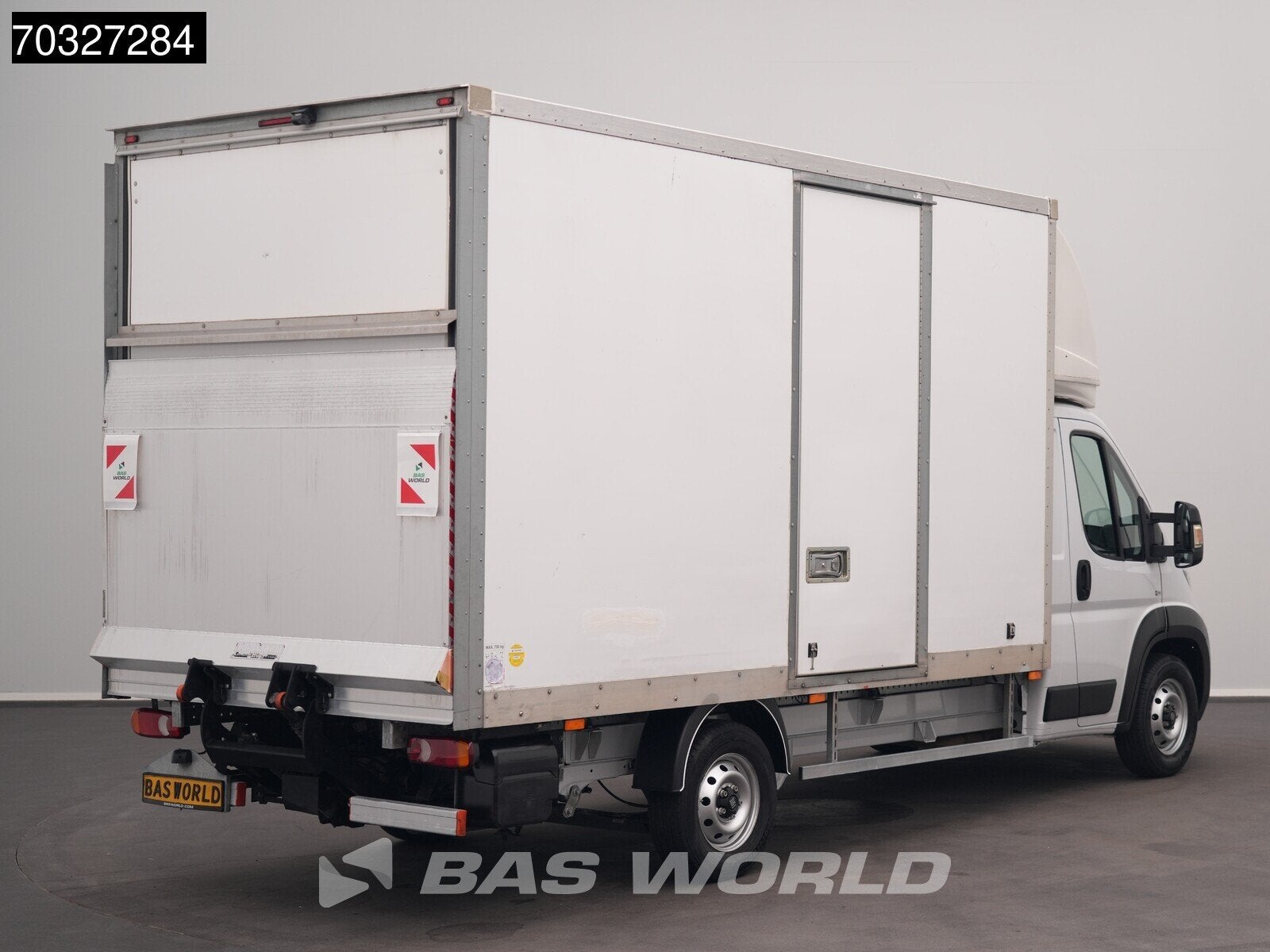Fiat Ducato 140pk Laadklep Zijdeur Bakwagen Airco Cruise Eur, Auto's, Bestelauto's, Stof, Gebruikt, Euro 6, 4 cilinders