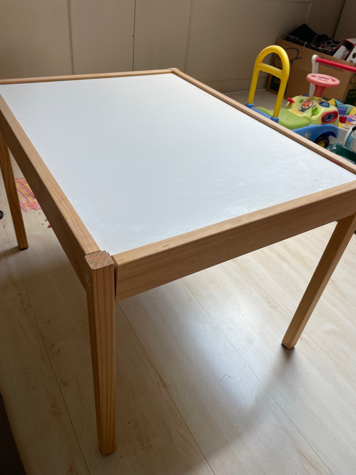 Houten kinderbureau / tekentafel, Ophalen of Verzenden, Gebruikt, Jongen of Meisje