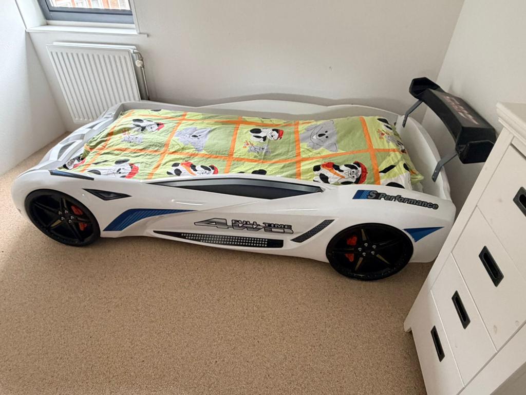 Stoere autobed, Kinderen en Baby's, Kinderkamer | Bedden, Ophalen of Verzenden, Zo goed als nieuw, 180 cm of meer, 85 tot 100 cm