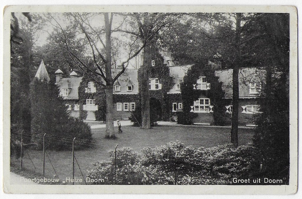 Huize Doorn Poortgebouw Oude gelopen Ansichtkaart ( B3481, Verzamelen, Ansichtkaarten | Nederland, Ophalen of Verzenden, 1960 tot 1980