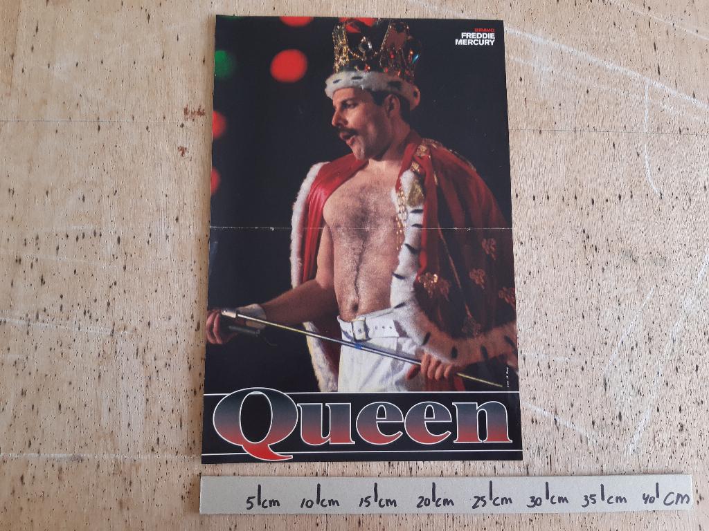 Poster Queen Freddy Mercury Kris Kross Bravo  A3 28x42 cm, Rechthoekig Staand, Ophalen of Verzenden, Zo goed als nieuw, A1 t/m A3
