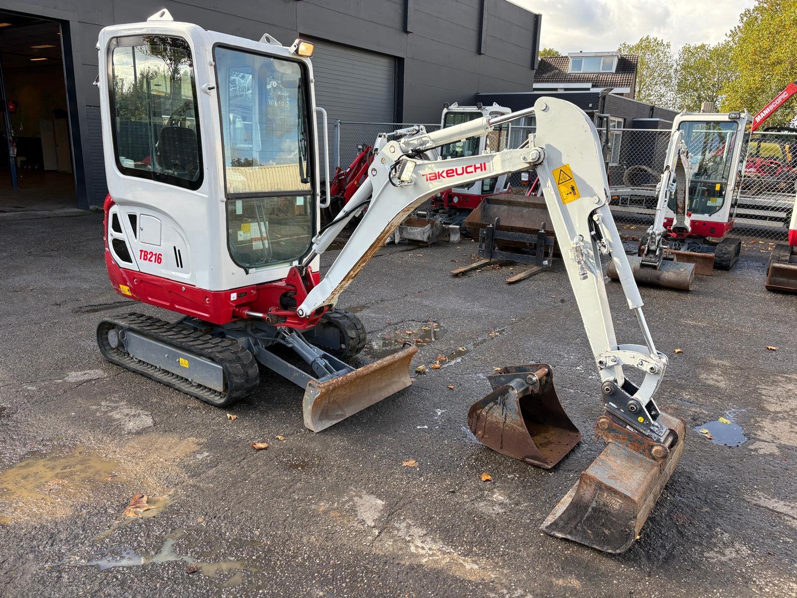 Takeuchi TB216 Minigraver TOP MACHINE!!!, Ophalen, Graafmachine