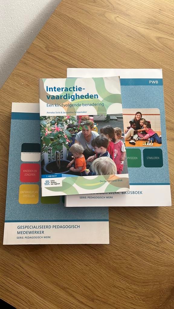 Pedagogisch Medewerker niveau 4 Schoolboeken, Ophalen of Verzenden, Zo goed als nieuw, Overige niveaus