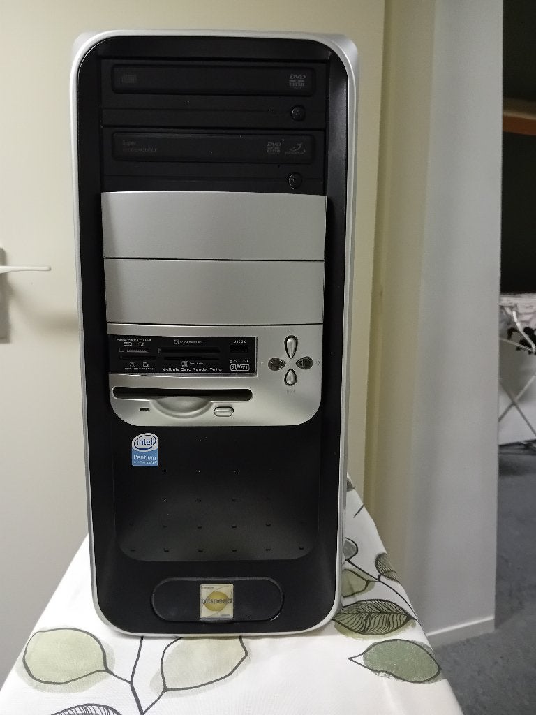 Desktop Computer voor onderdelen, Computers en Software, Ophalen, Niet werkend, Onbekend