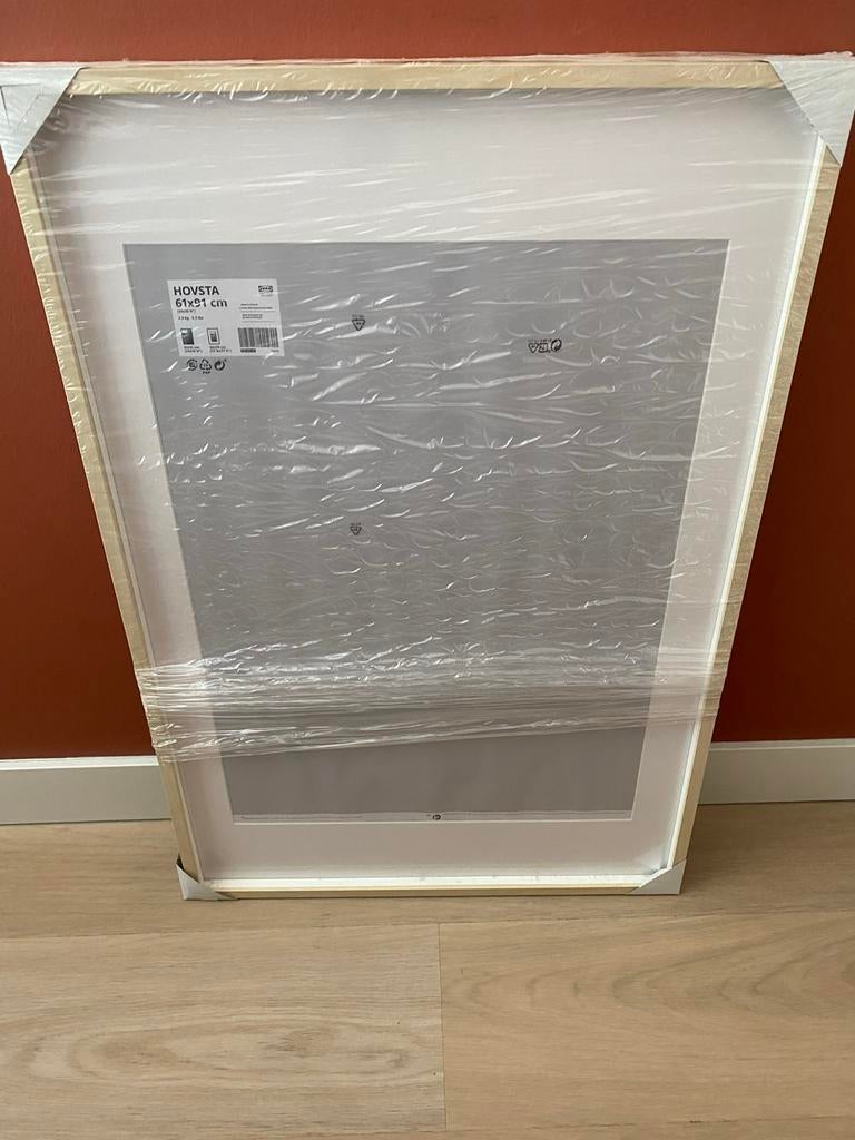 IKEA HOVSTA fotolijst 61x91 cm, Huis en Inrichting, Woonaccessoires | Lijsten, Ophalen, Nieuw, 75 cm of meer, 50 tot 75 cm