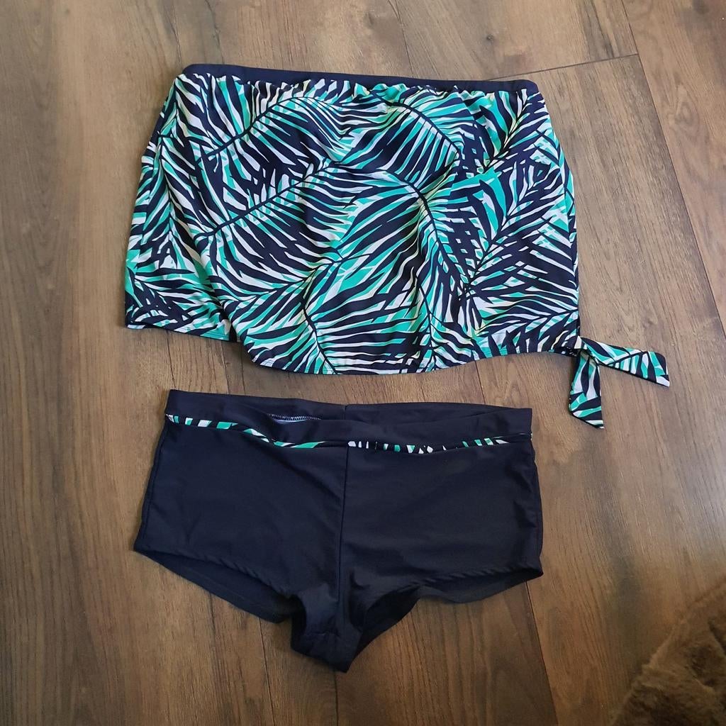 Tankini strapless broekje 50 blauw groen B LOVE top 52 blad, Kleding | Dames, Badmode en Zwemkleding, Ophalen of Verzenden, Zo goed als nieuw