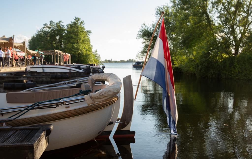 TE HUUR: Ligplaatsen voor nu/2027 in Loosdrecht / Kortenhoef, Watersport en Boten, Ligplaatsen, Herfst, Buiten