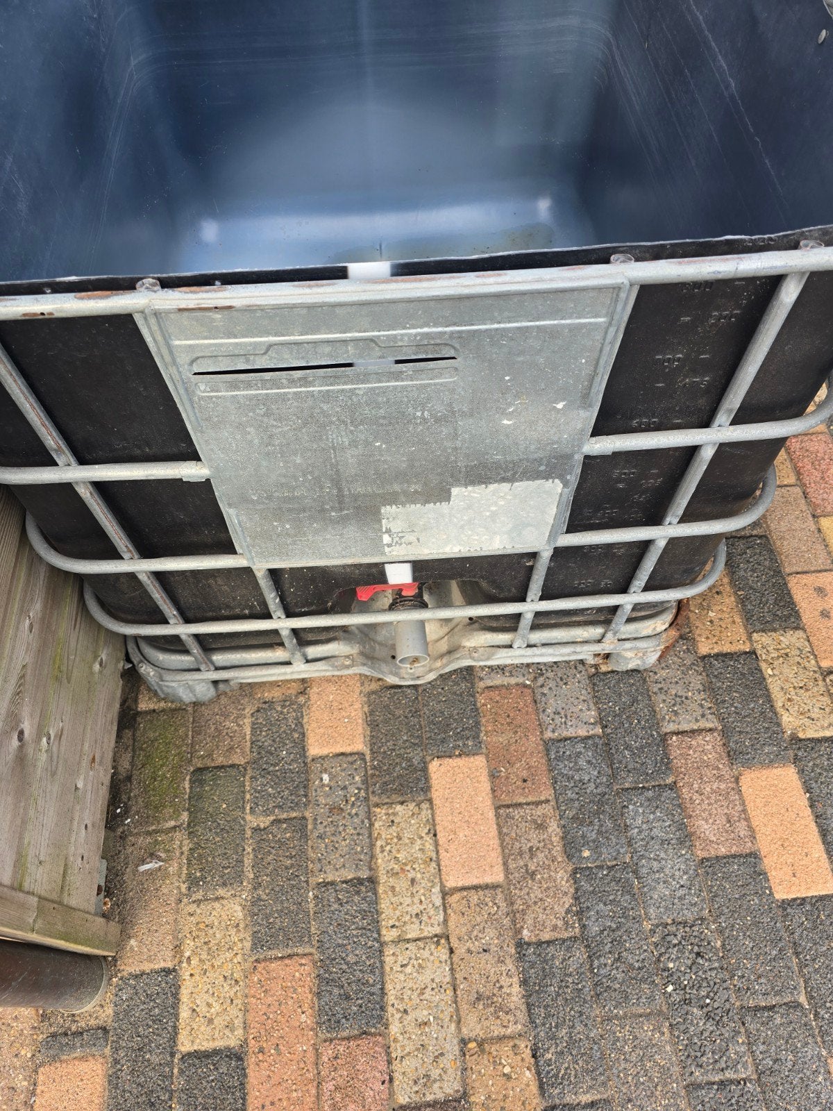 te koop 5 ibc vaten opslag oudijzer metalen water enz enz, Ophalen, Gebruikt, Met kraantje, 150 liter of meer