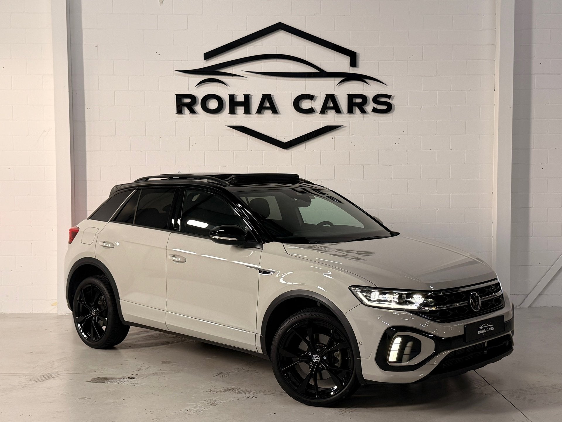 Volkswagen T-roc 1.5 TSI R-Line Cam*Led*Keyless, Auto's, Automaat, Dealer onderhouden, Gebruikt, Overige carrosserieën