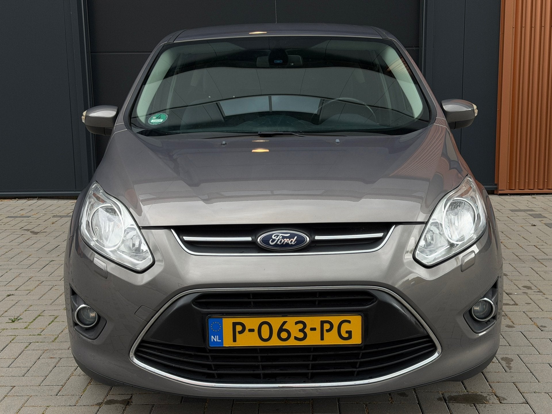 Ford C-Max 1.6 Titanium|Dis.riem vervangen|Trekhaak|Parkeers, Voorwielaandrijving, 15 km/l, Gebruikt, 4 cilinders