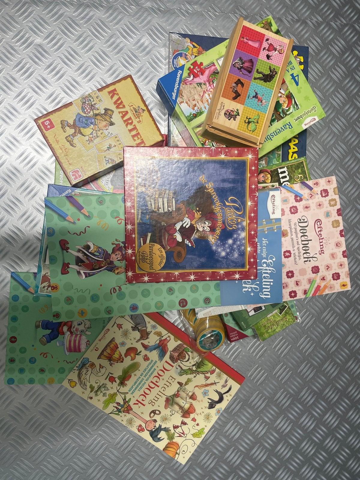 Efteling spelletjes, doeboeken en puzzels, Een of twee spelers, Ophalen of Verzenden, Gebruikt