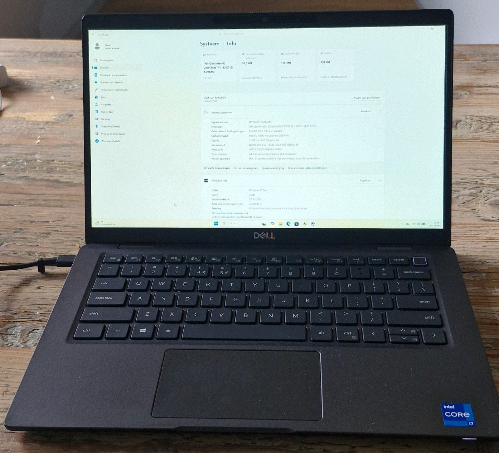 Dell Latitude 7320 - i7 11th gen - 16Gb, 13 inch, Qwerty, Ophalen of Verzenden, Zo goed als nieuw