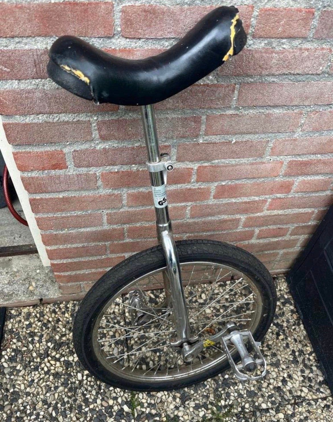 Scheurtje zadel verder direct bruikbaar, Ophalen, Gebruikt