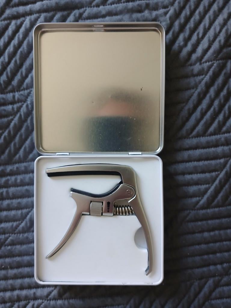 FAZLEY Capo voor Akoestische/Elektrische Gitaar, Ophalen of Verzenden, Zo goed als nieuw