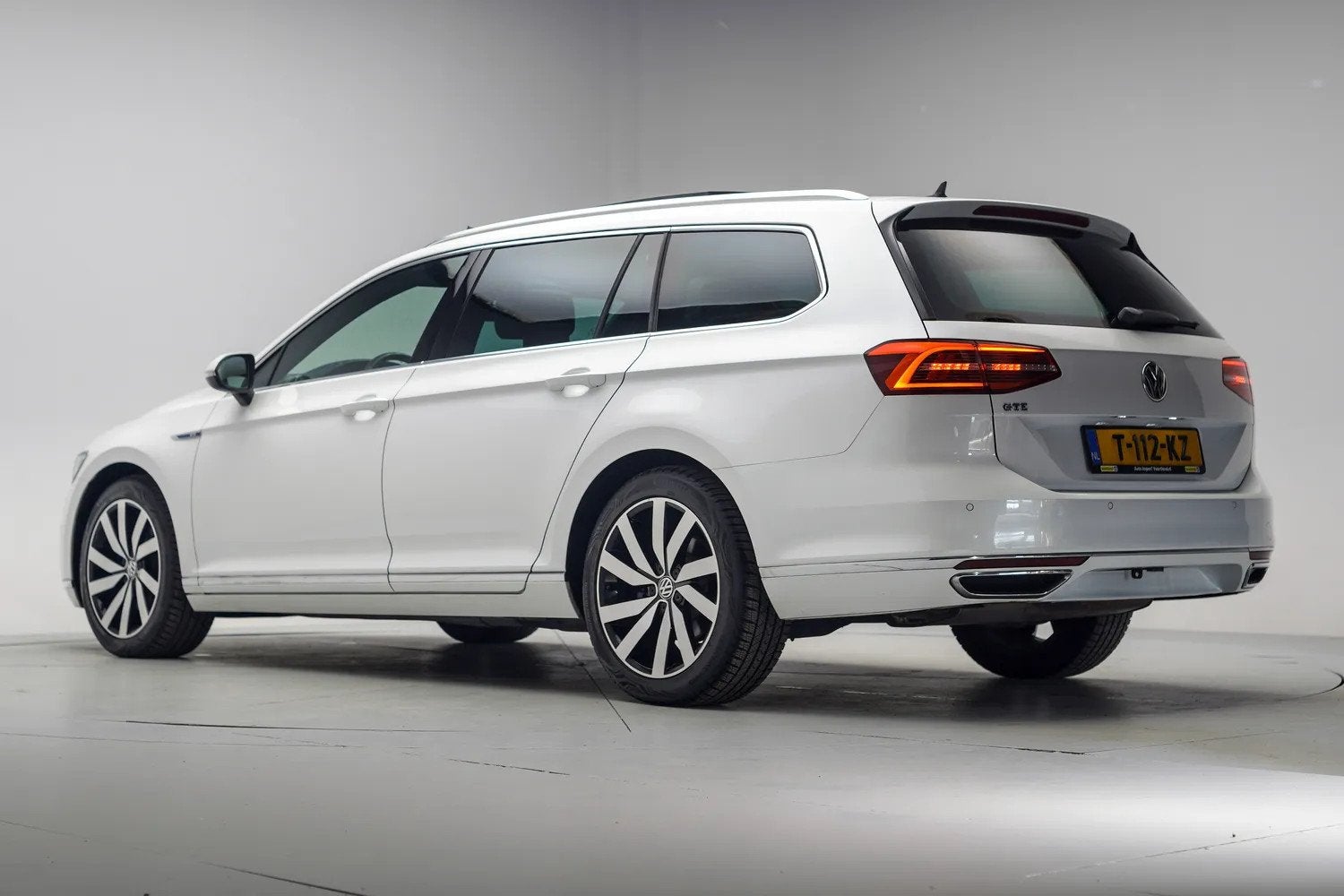 Volkswagen Passat VARIANT 1.4 TSI GTE Highline Aut. [ Panora, Auto's, Gebruikt, 4 cilinders, Wit, Hybride Elektrisch/Benzine