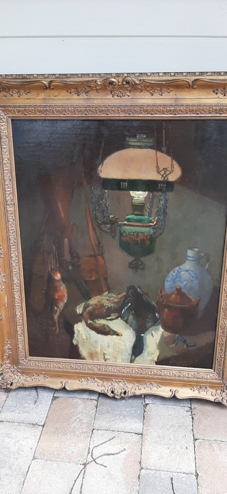 Stilleven met jachtbuit en olielamp, gesigneerd 1977, Ophalen