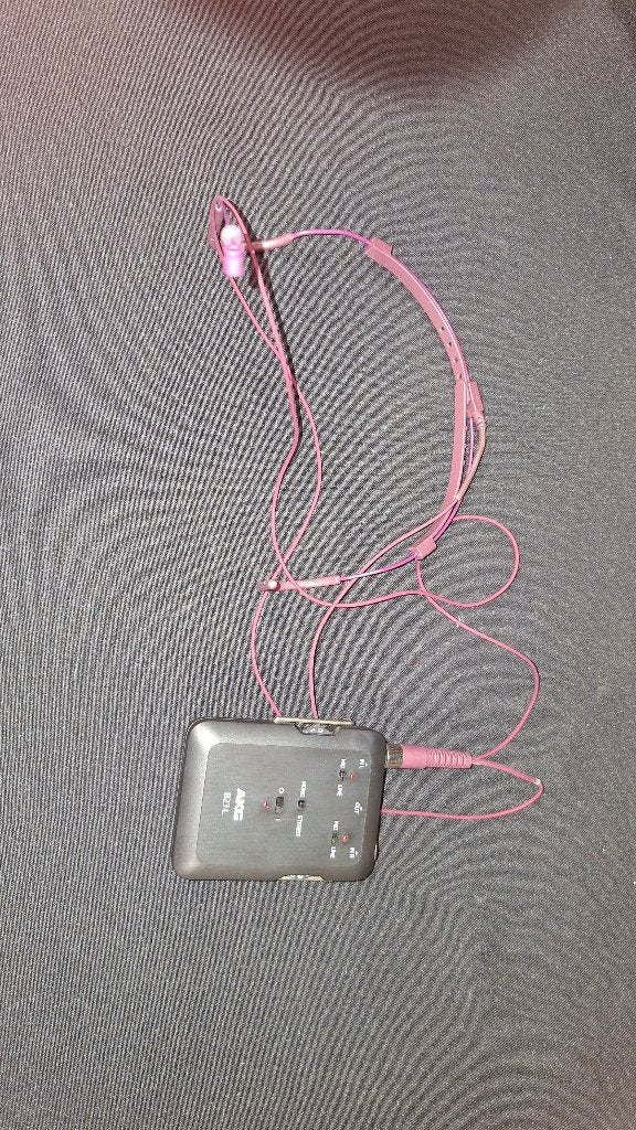 AKG B23L inclusief AKG headset – bedrade set Te koop aangebo, Muziek en Instrumenten, Ophalen, Zangmicrofoon