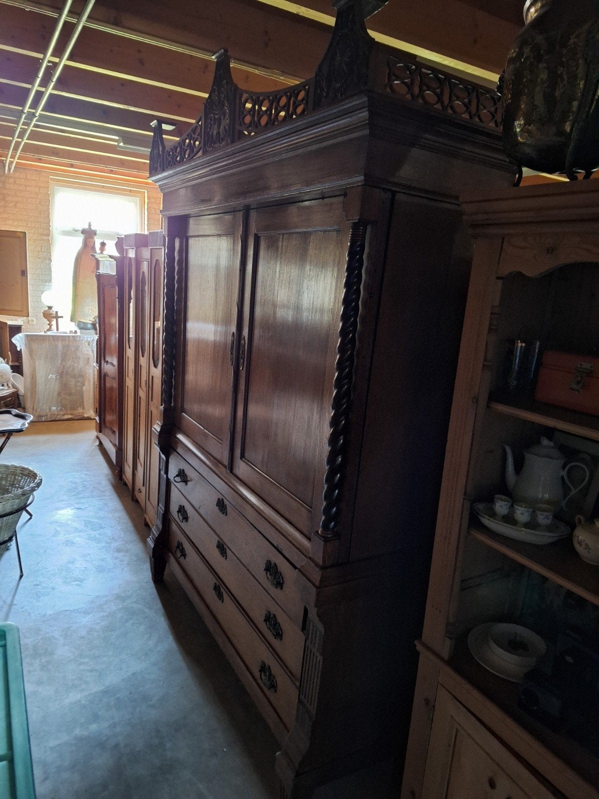 kabinet Buro kaptafel dressoir kapstok antieke meubels>2000s, Ophalen of Verzenden