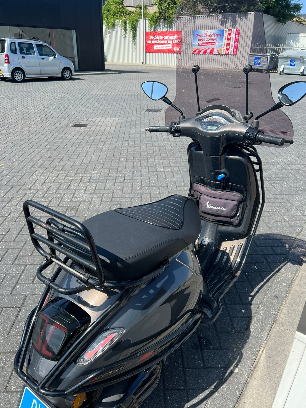 Custom Vespa sprint 2020, Fietsen en Brommers, Scooters | Vespa, Ophalen, Zo goed als nieuw, Benzine