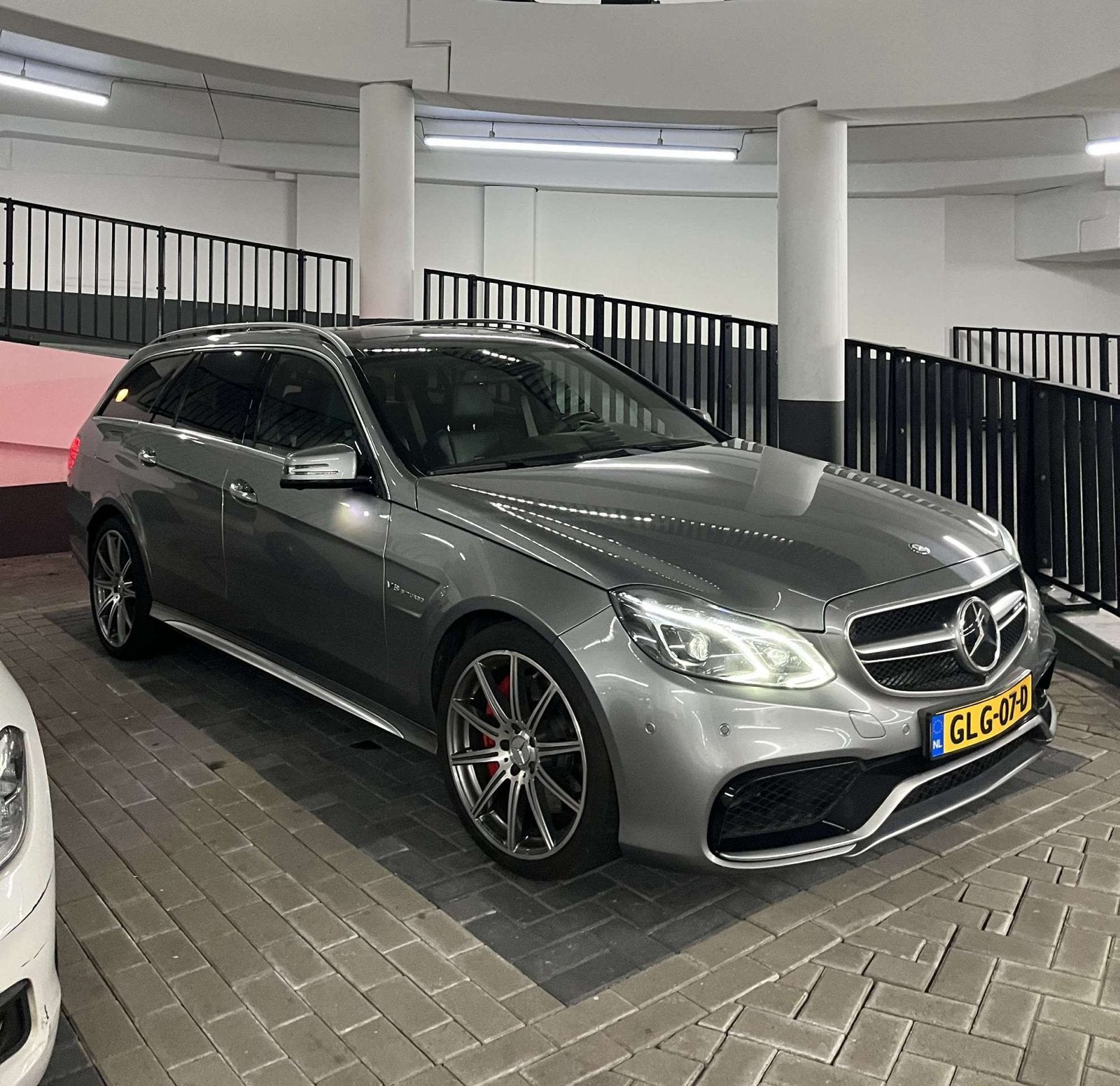 Mercedes-Benz E63 S 4 Matic | Pano | Designo | Drivers Pck, Auto's, Mercedes-Benz, Automaat, Leder, Stationwagon, Vierwielaandrijving