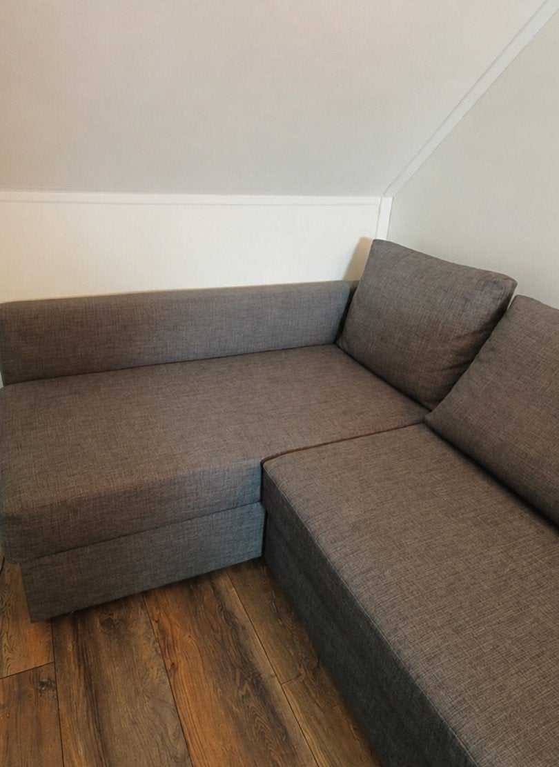 IKEA FRIHETEN hoekbank / slaapbank – grijs, Ophalen, Tweepersoons, 140 cm, Zo goed als nieuw