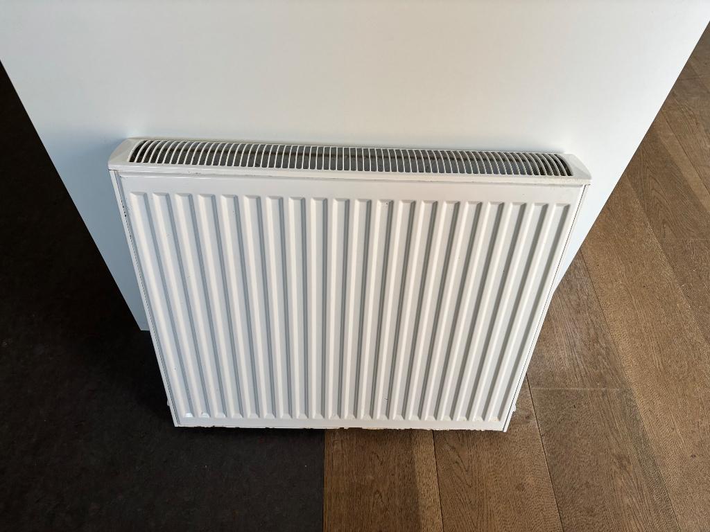 Radiator 70x60 cm, Ophalen, 30 tot 80 cm, Gebruikt, Radiator