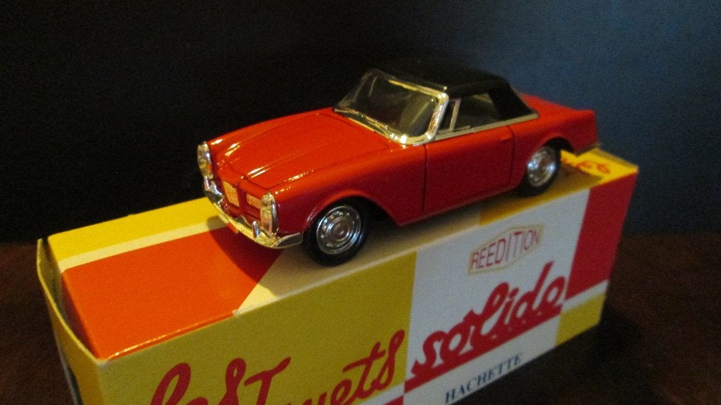 Facel Vega Rood Solido 1:43, Hobby en Vrije tijd, Modelauto's | 1:43, Ophalen of Verzenden, Nieuw, Auto, Solido