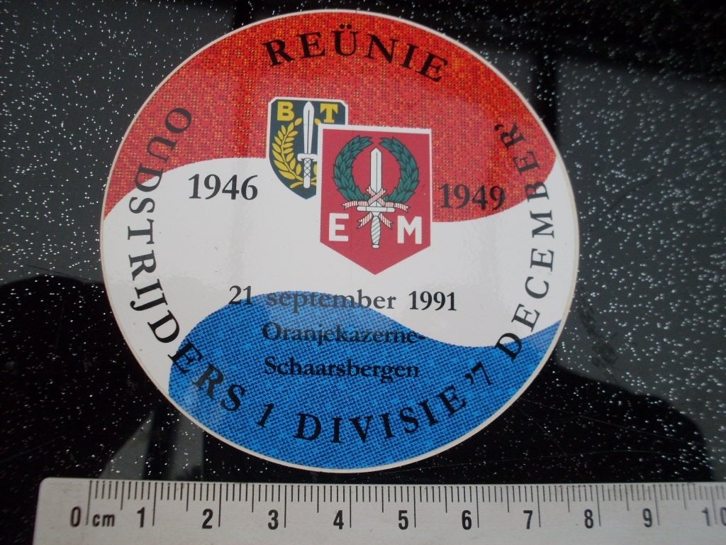 2x sticker reunie oudstrijders 1 divisie 7 december BT EM, Verzamelen, Verzenden, Zo goed als nieuw, Bedrijf of Vereniging