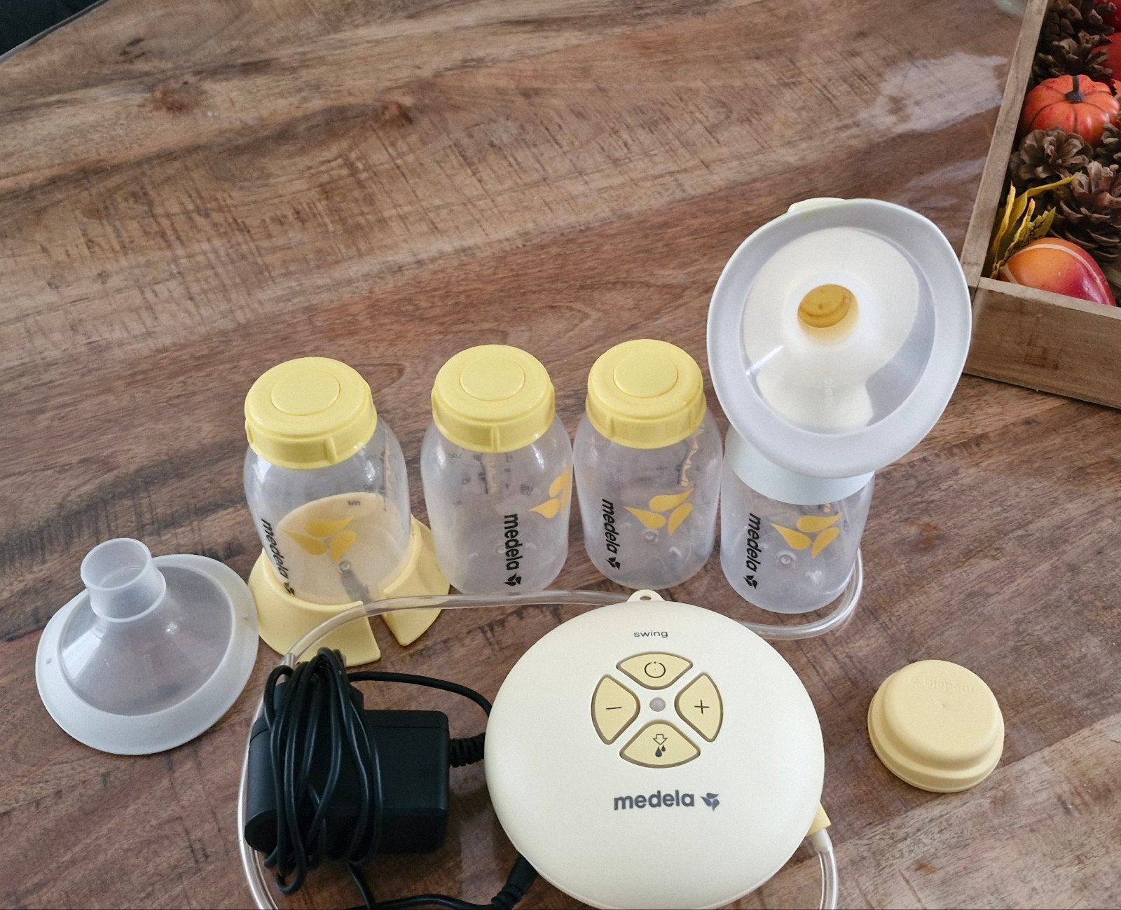 Medela Swing borstkolf met accessoires, Ophalen, Gebruikt, Medela, Borstkolf