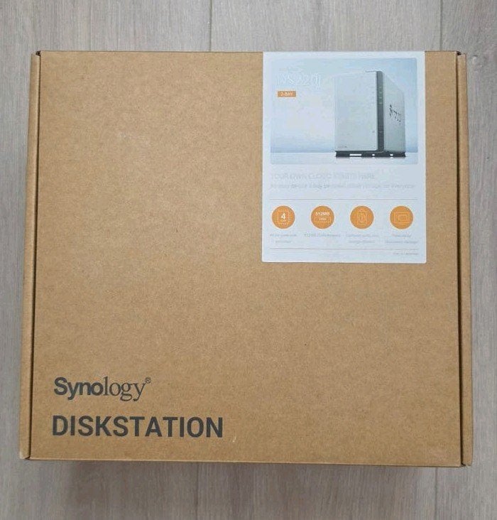 Synology DS220j NAS - Functioneel met lichte verkleuring, Intern, Gebruikt, Server, HDD
