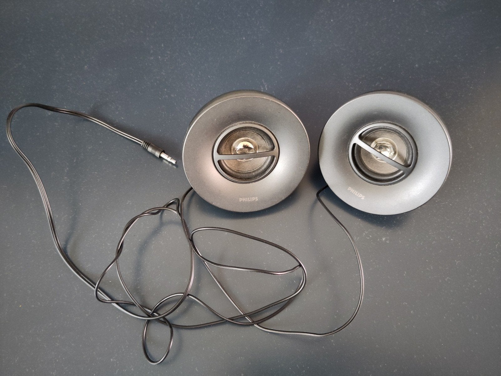Philips speakerset - Compact en helder geluid, Audio, Tv en Foto, Luidsprekers, Stereo speakers, Philips, Gebruikt, Ophalen of Verzenden
