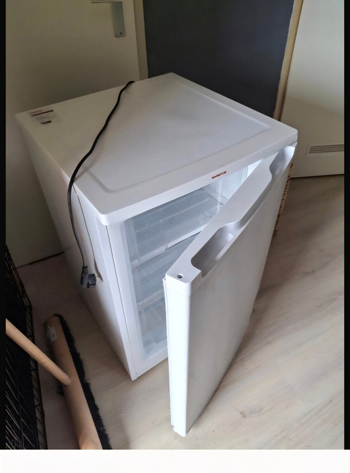 vriezer tafelmodel, Ophalen, Zo goed als nieuw, Minder dan 60 cm