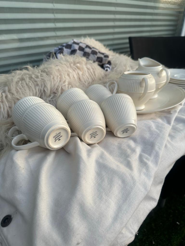 Prachtige Wedgwood set - Zeer goede staat, Huis en Inrichting, Keuken | Servies, Ophalen of Verzenden, Zo goed als nieuw, Wedgwood