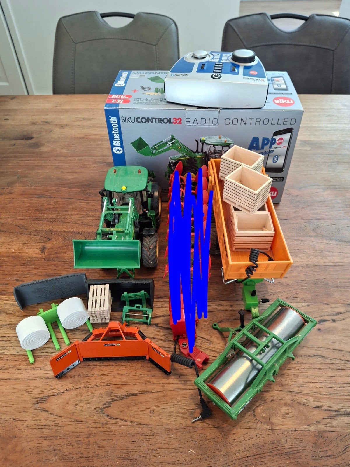 SIKU CONTROL JOHN DEERE 7310R met accessoires, Verzenden, Zo goed als nieuw, Tractor of Landbouw, SIKU
