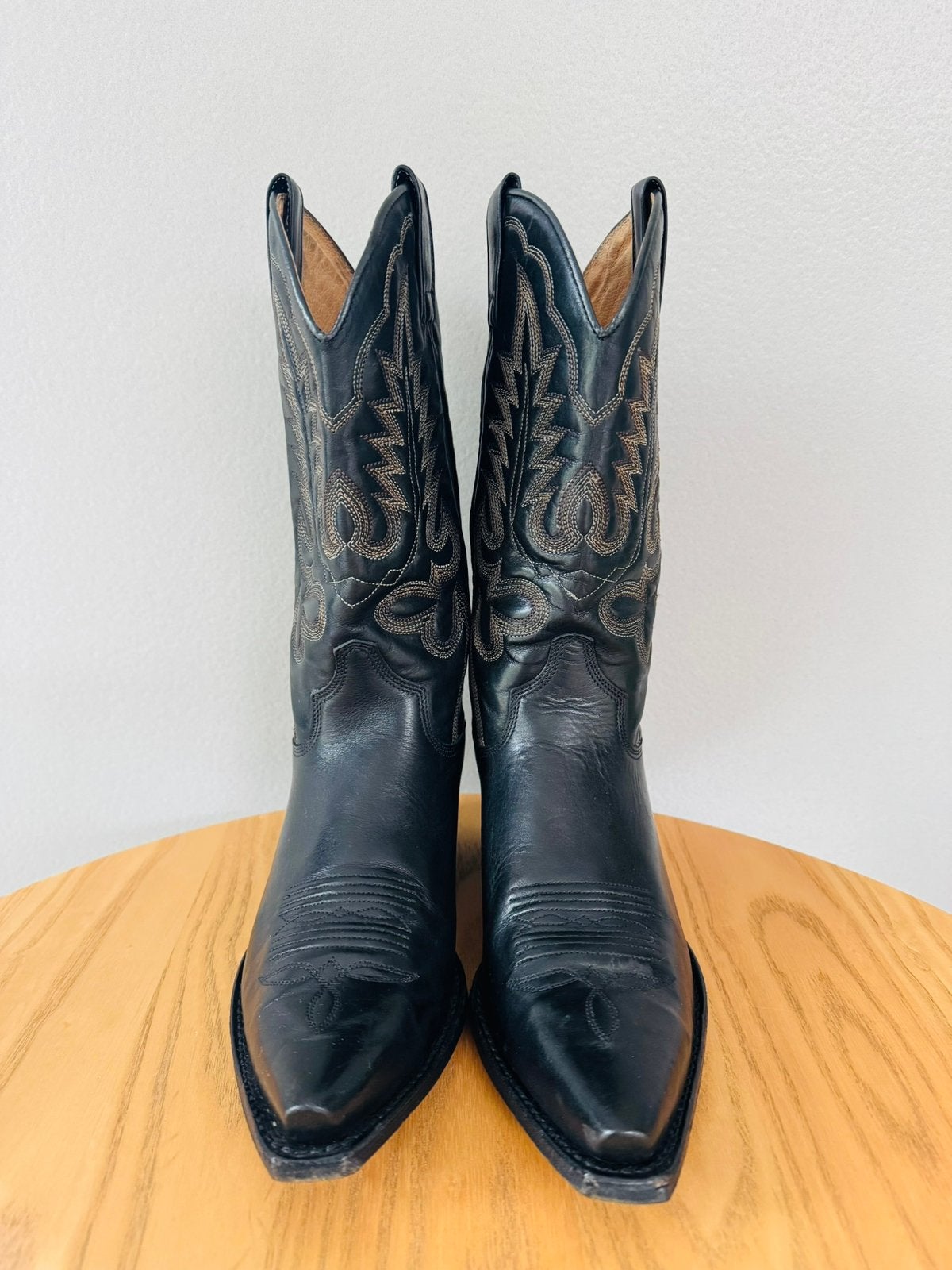 Sendra fantastische zwarte laarzen met stiksels 37, Kleding | Dames, Schoenen, Hoge laarzen, Zwart, Ophalen of Verzenden, Zo goed als nieuw