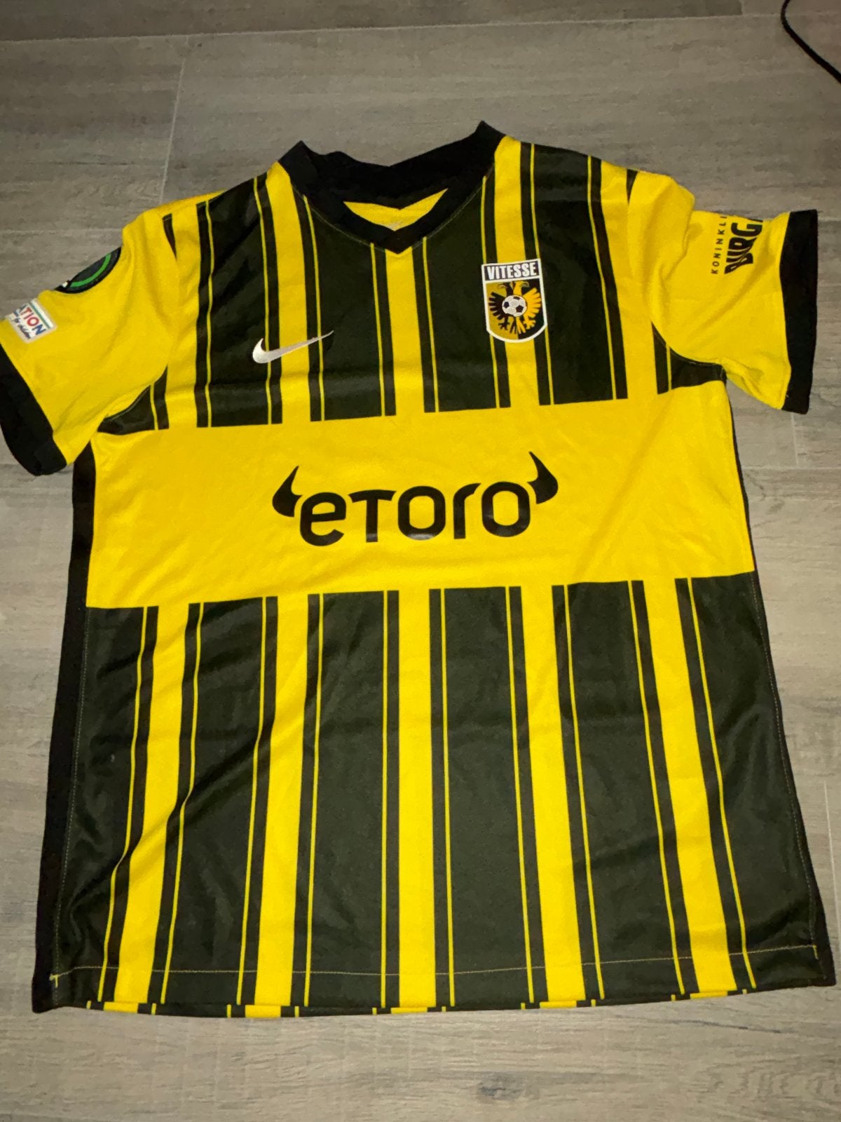 Gesigneerd Vitesse shirt Danilo #3 21/22, Maat XL, Ophalen of Verzenden, Zo goed als nieuw, Shirt