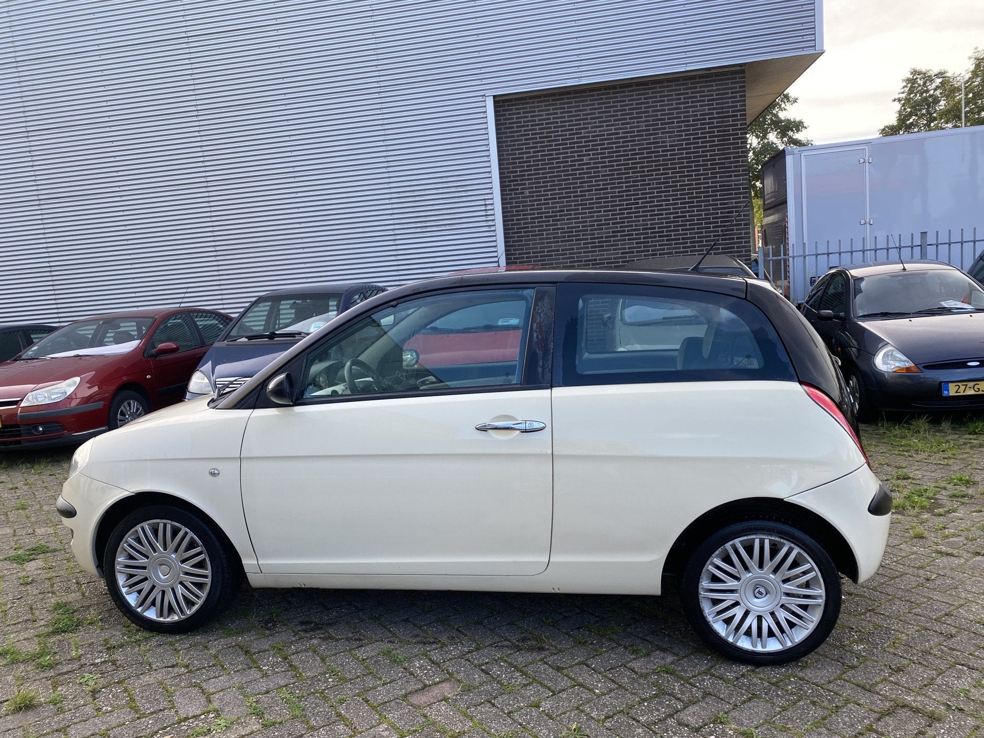 Lancia Ypsilon 1.4-16V Oro,Airco,Elektrischpakket,Stuurbekra, Auto's, Voorwielaandrijving, Beige, 4 cilinders, 400 kg