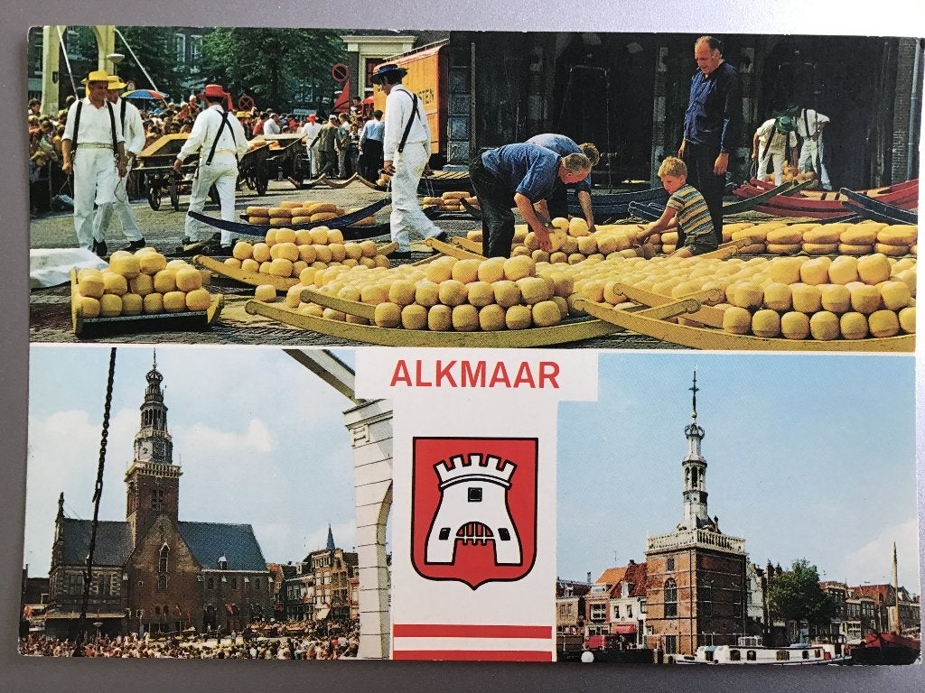 Ansichtkaart Alkmaar Kaasmarkt en Stadsgezichten 1976, Ophalen of Verzenden, 1960 tot 1980, Gelopen, Noord-Holland