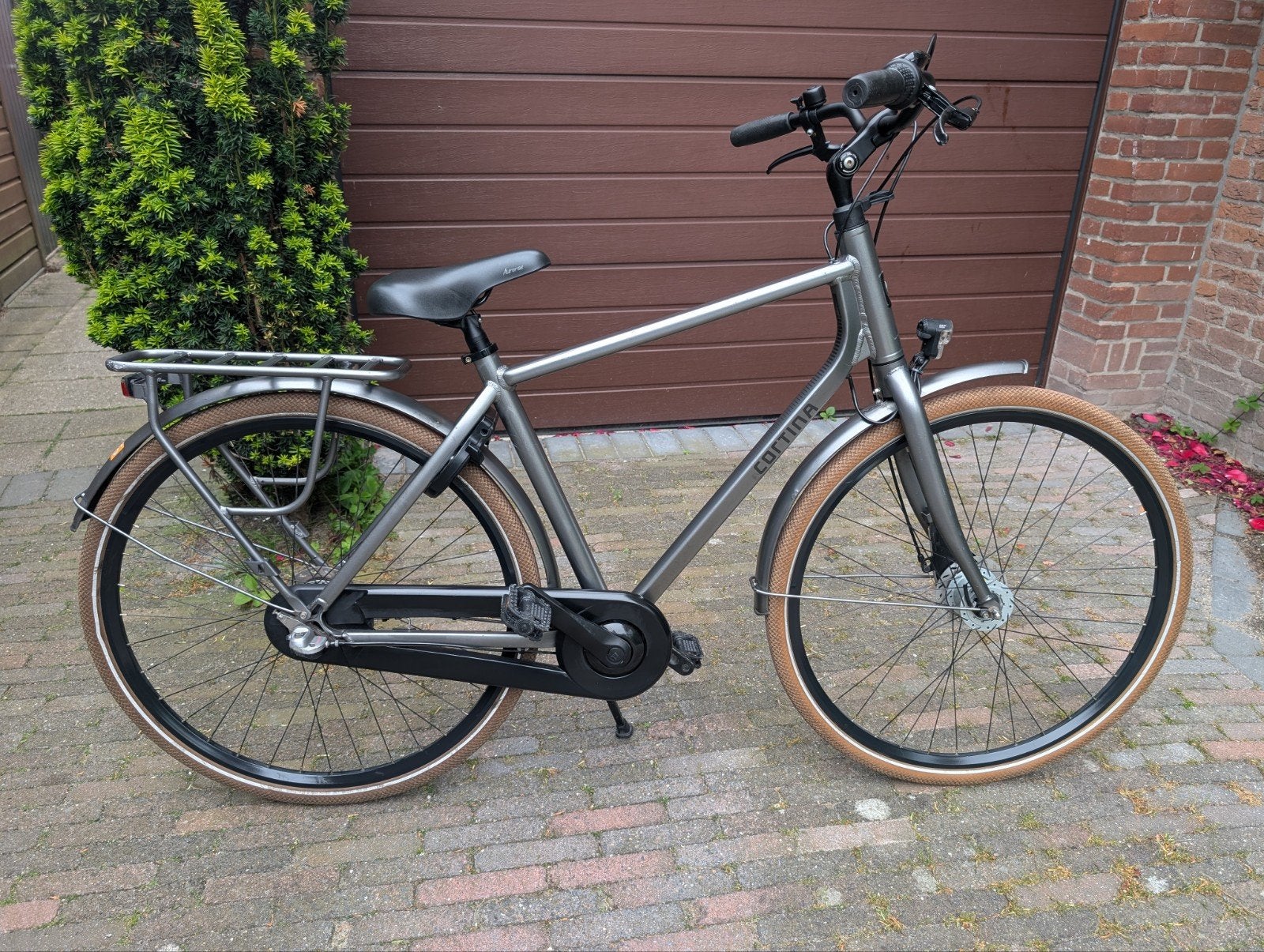 Cortina Foss
naafdynamo verlichting voor en achter
nexus 3 v, Fietsen en Brommers, Versnellingen, 49 tot 53 cm, Zo goed als nieuw