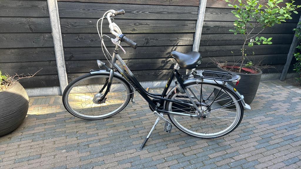 Damesfiets GAZELLE, Ophalen, Versnellingen, Gazelle, Trommelrem