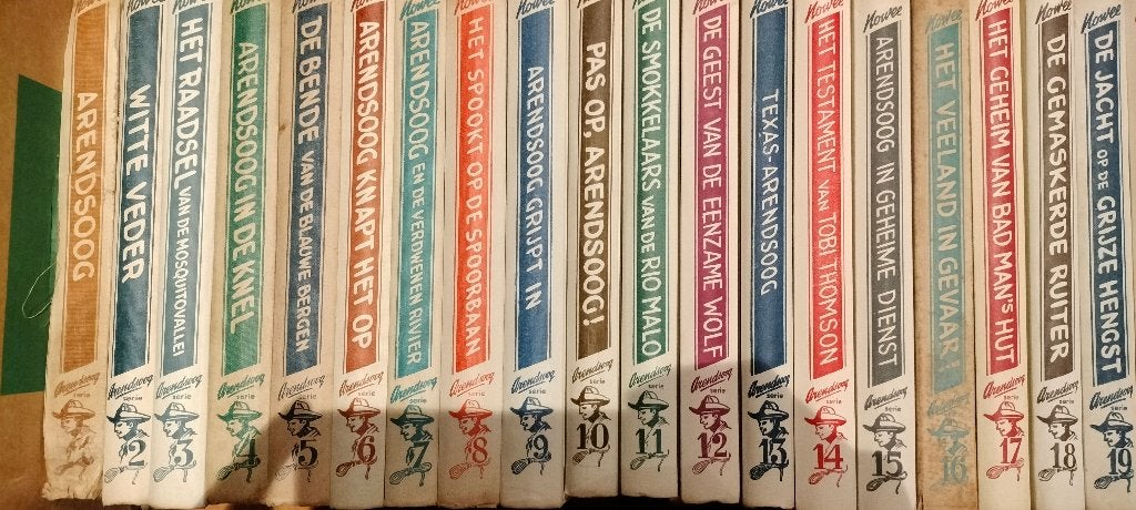 Arendsoog boeken complete collectie, Ophalen, Gelezen, Nowee