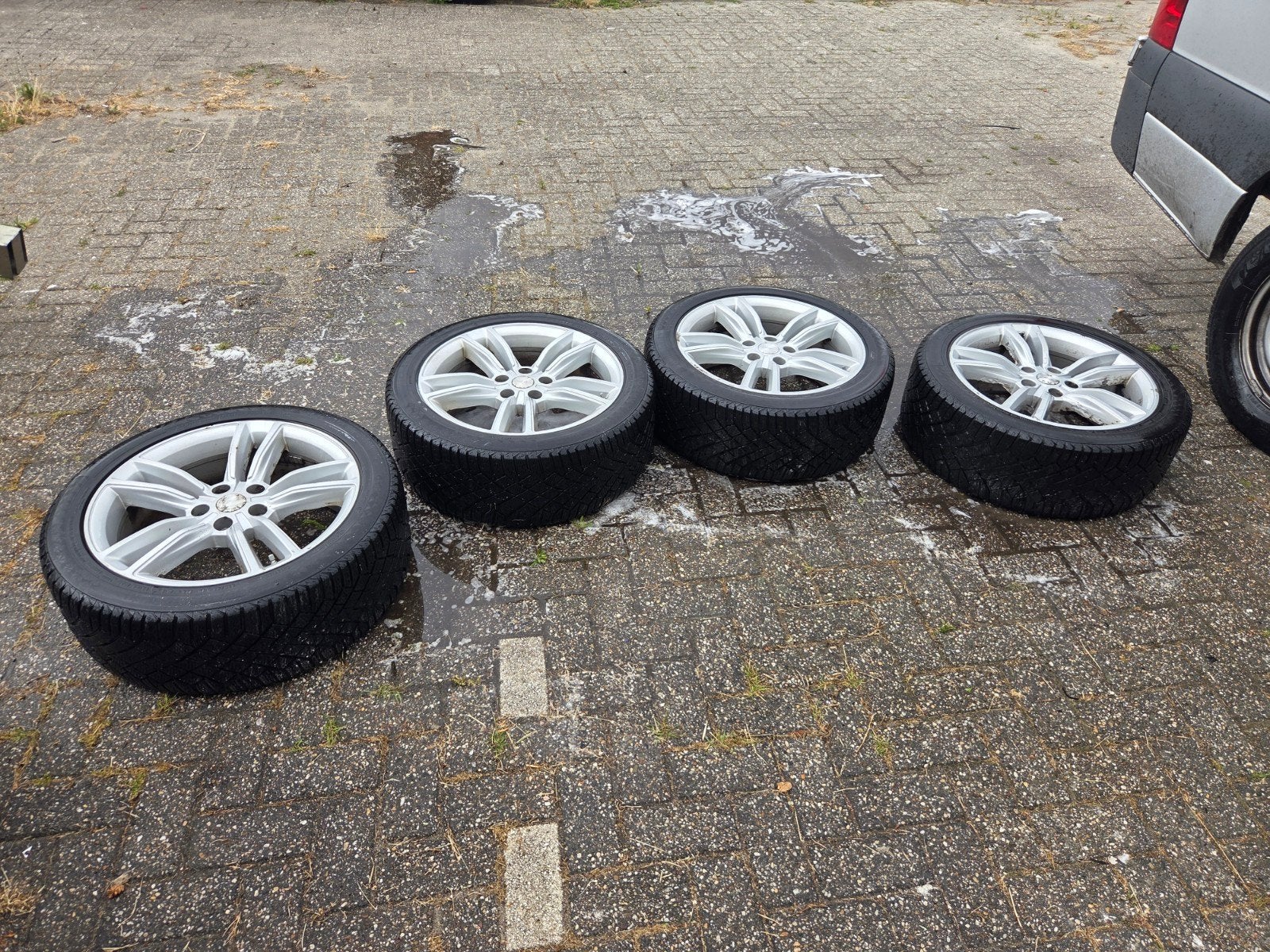 Tesla Model S 19" velgen met winterbanden, Banden en Velgen, Winterbanden, Personenwagen, Ophalen